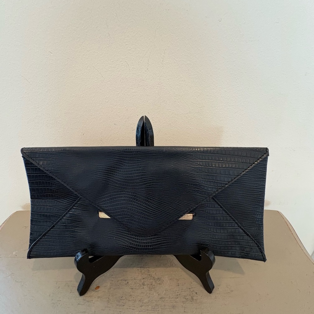 VTG BCBG Max Azia Black Snakeskin Envelope Clutch Purse